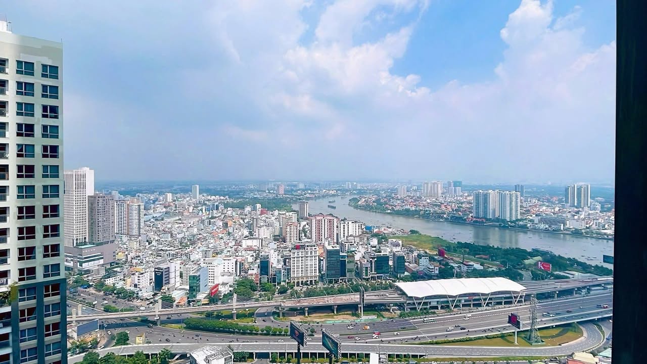Căn hộ Vinhomes Central Park quận Bình Thạnh 109m² giá 19.2 tỷ - View thành phố tuyệt đẹp!