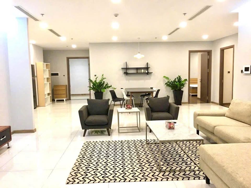 Căn hộ Vinhomes Central Park quận Bình Thạnh 188m² giá 75 tỷ - Căn hiếm view đẹp, sẵn sàng vào ở!