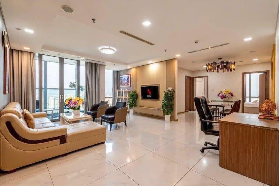 Căn hộ cho thuê Vinhomes Central Park 50m² giá từ 16 triệu - Tiện nghi đầy đủ, view đẹp!