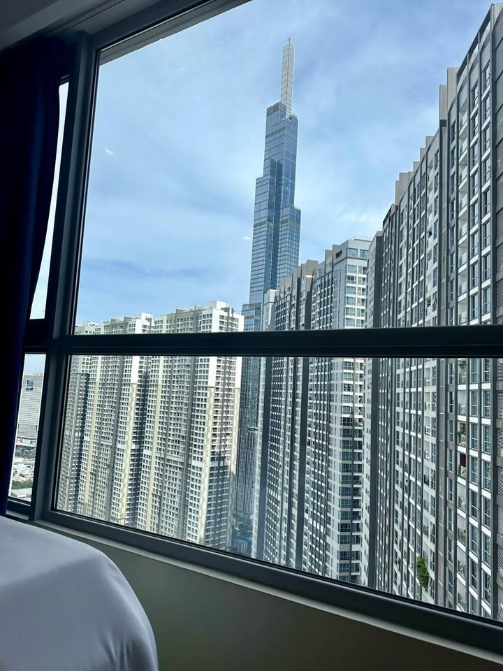 Căn hộ Vinhomes Central Park Bình Thạnh 111m² giá 14.8 tỷ - Sổ hồng sẵn, Full nội thất!