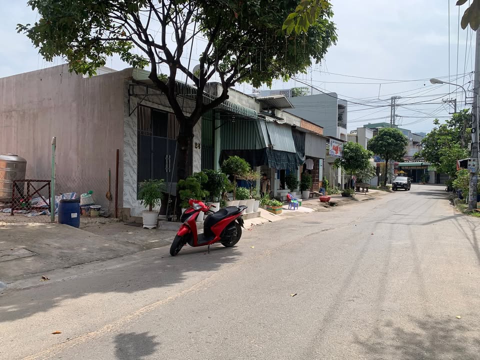 Đất nền Khu Hai Tùng, Tân Uyên 104m² giá 5.7 tỷ - Đầu tư sinh lời tiềm năng!