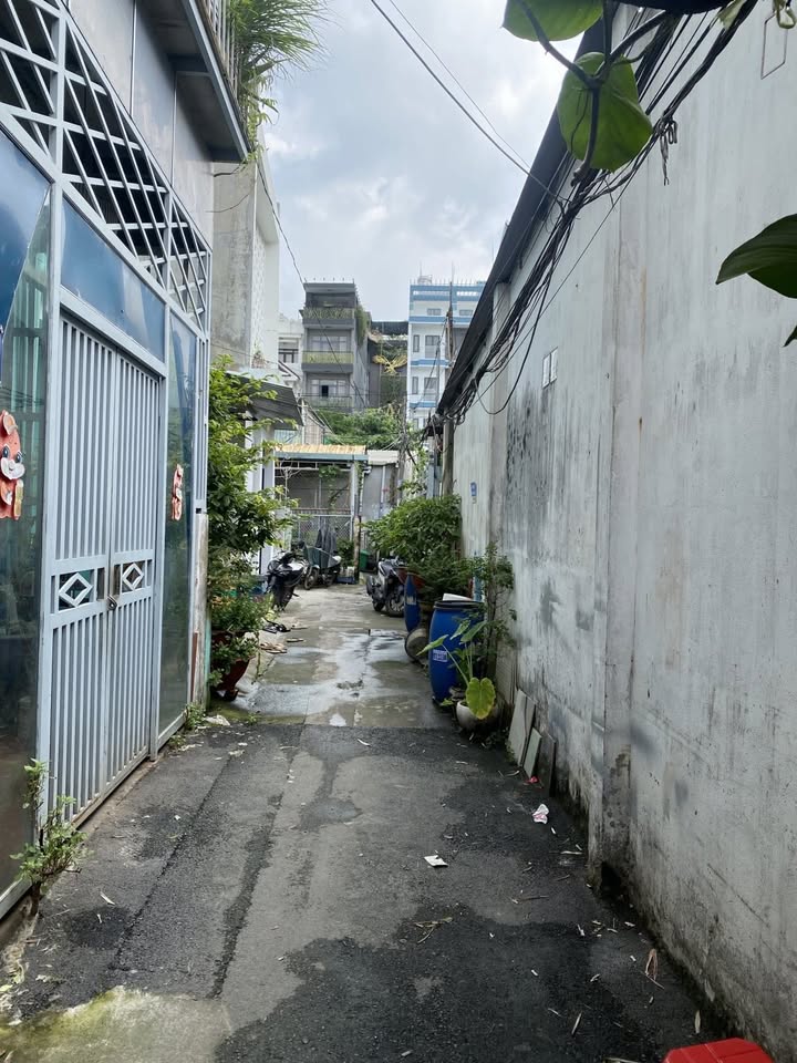 Nhà C4 Bình Trưng Đông Thủ Đức 112m² giá 2.5 tỷ - Cơ hội đầu tư và an cư hoàn hảo!