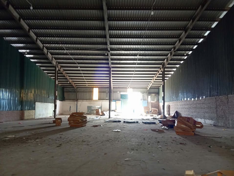 Cho thuê kho/xưởng 700m² tại Yên Thường, Gia Lâm - Giá chỉ 30 triệu/tháng!