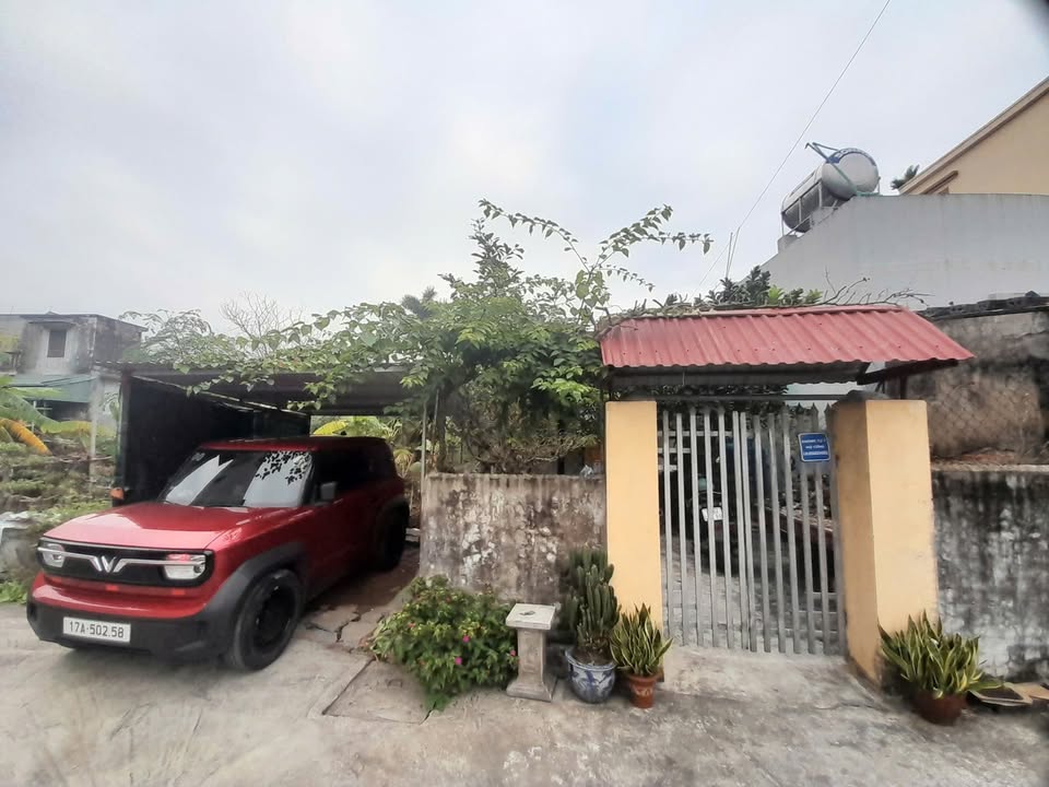 Nhà 1 tầng Trần Hưng Đạo, Thái Bình 82m² - Sổ đỏ chính chủ, ô tô vào nhà!