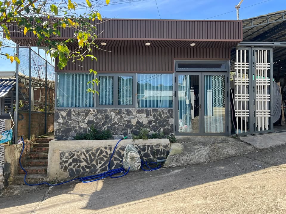 Nhà bán tại Đà Lạt 98m² giá 2.7 tỷ - Đầu tư homestay sinh lời ngay!