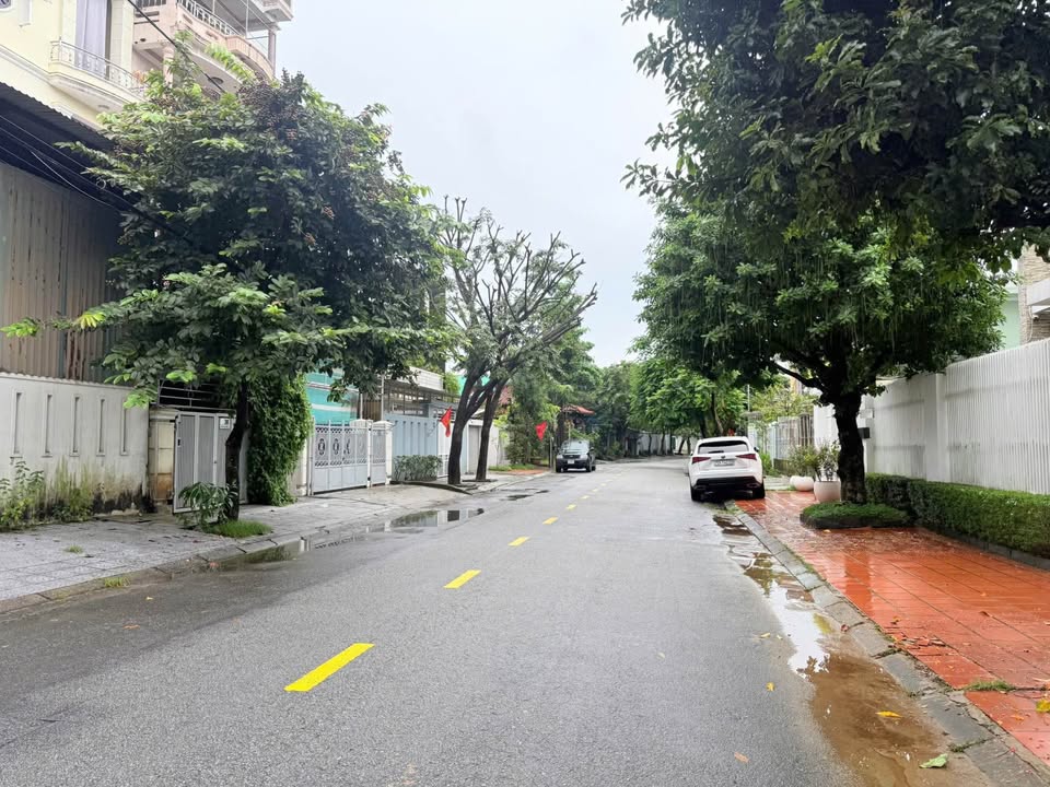 Nhà 2 tầng mặt tiền Phan Văn Trường, Vỹ Dạ, 220m² - Cơ hội đầu tư hiếm có!