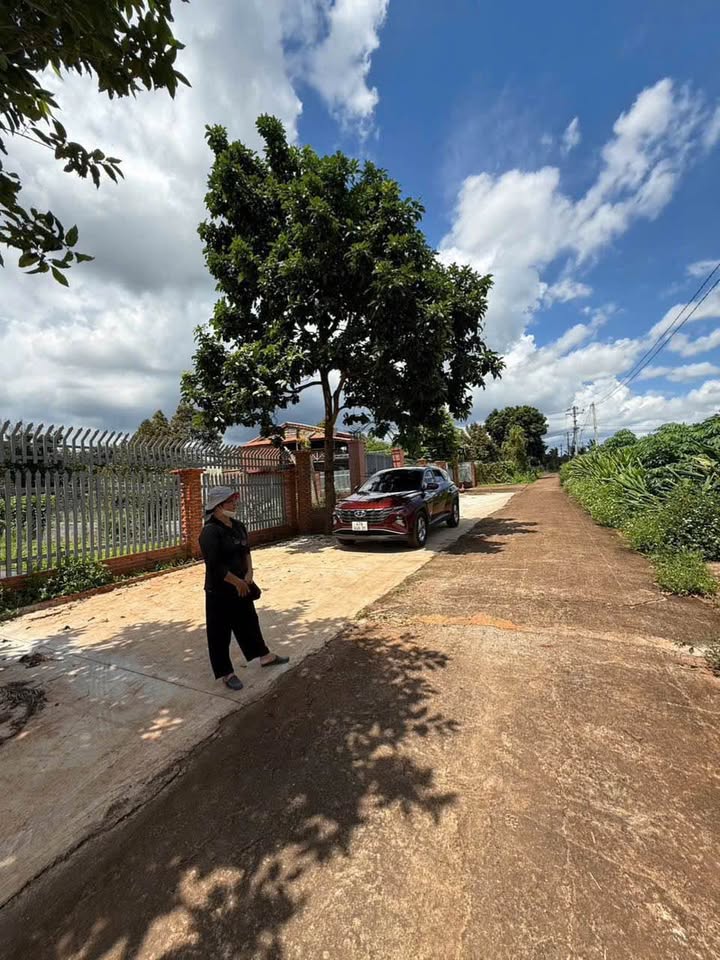 Đất thổ cư Cư Suê 125m² giá 600 triệu - Sổ đỏ chính chủ, vị trí đẹp!