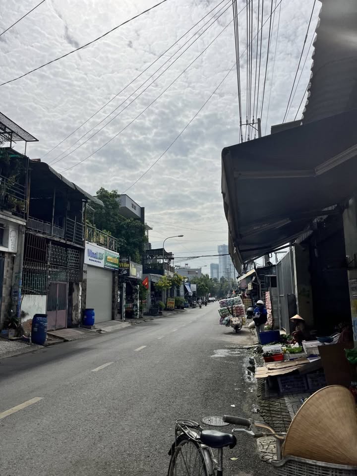 Bán nhà mặt tiền Đông Minh, Dĩ An 150m² giá 8.5 tỷ - Tiện kinh doanh và ở lâu dài!