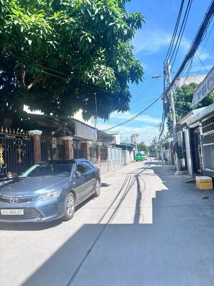 Nhà đẹp đường Phạm Hữu Lầu, Quận 7, 64m² giá 7 tỷ - Thương lượng ngay!