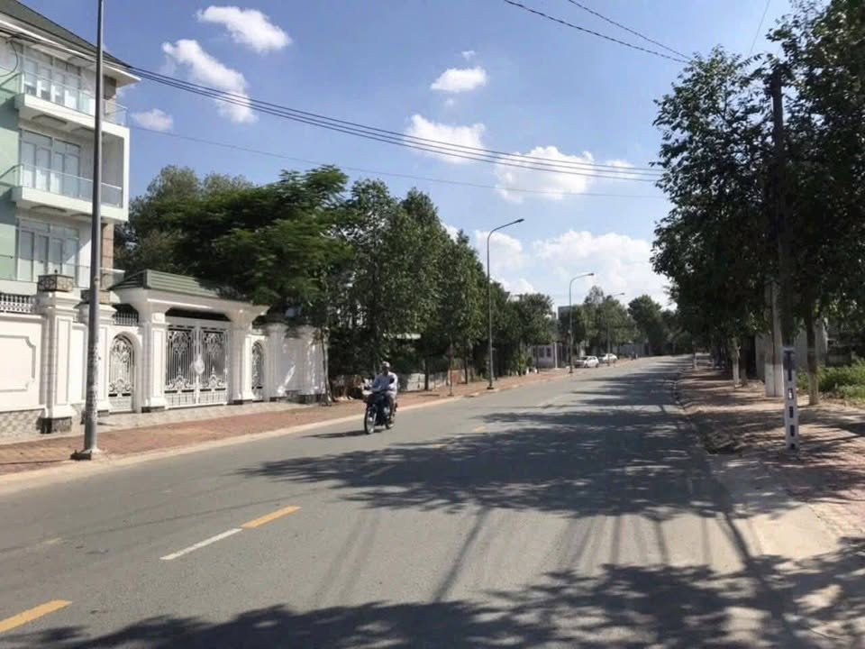 Bán đất mặt tiền Nguyễn Đức Thuận, Hiệp Thành, 357m² giá 15 tỷ - Đầu tư sinh lời tuyệt vời!