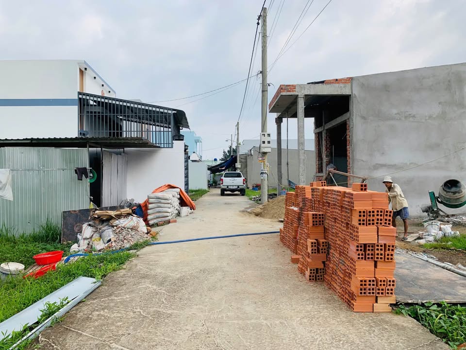 Đất thổ cư 180m² tại ấp Mỹ Hòa, Mỹ Phong - Giá chỉ 1.3 tỷ, thương lượng!