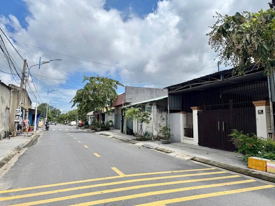 Đất mặt tiền Lộ Chánh Môn - Phường 4, Tây Ninh 208m² chỉ 3.6 tỷ - Đầu tư sinh lời ngay!