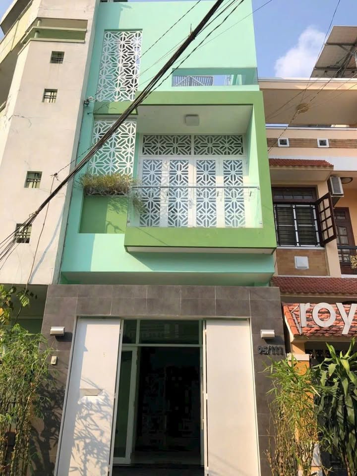 Nhà mặt tiền kinh doanh đường Lê Văn Lương, Quận 7, 64m² giá 11.8 tỷ - Cơ hội đầu tư hấp dẫn!