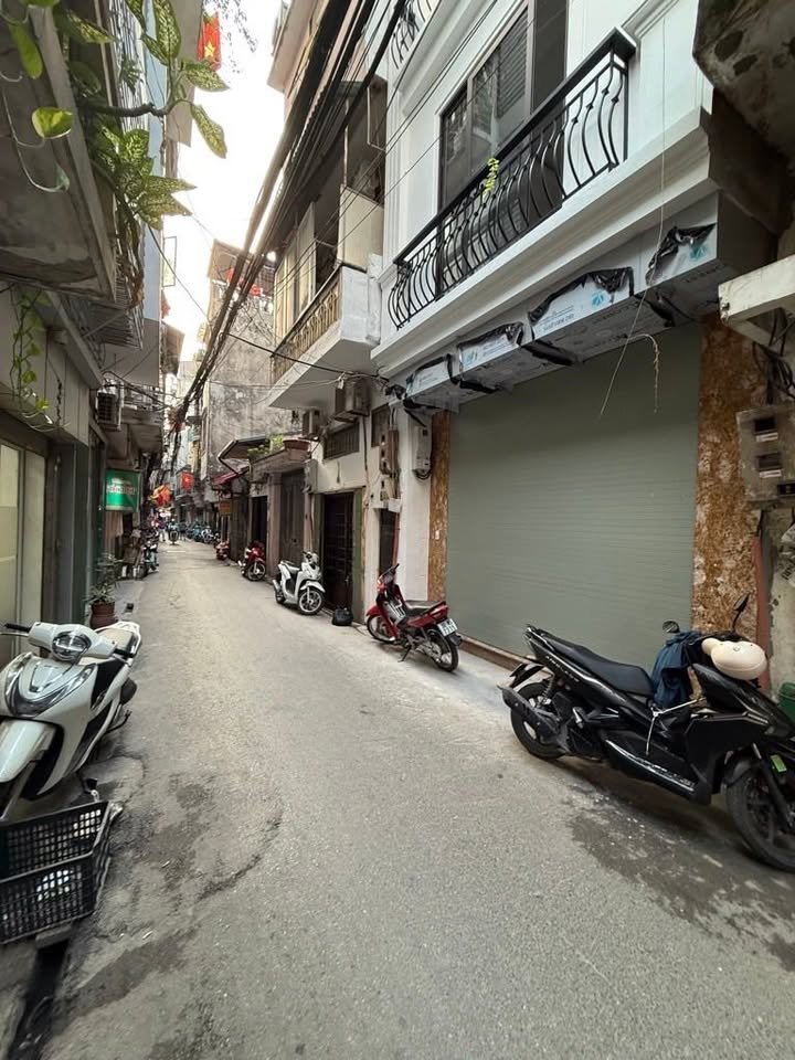 Nhà mặt ngõ Văn Chương, Đống Đa 75m² giá 19 tỷ - Đầu tư sinh lời ngay!