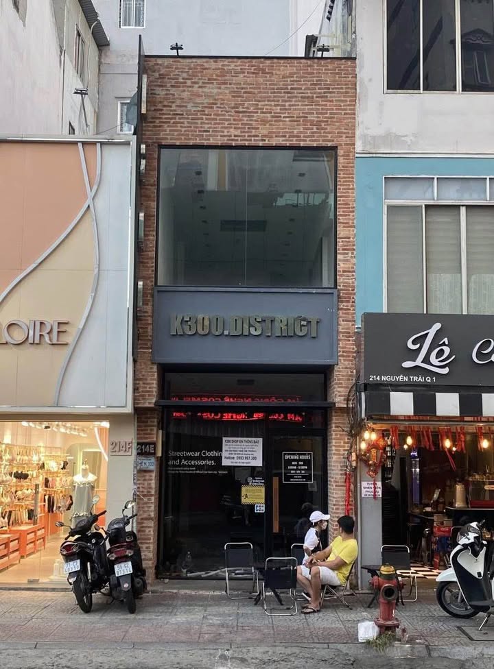 Nhà mặt tiền đường Nguyễn Trãi, Q1, 59m², giá 35 triệu - Đầu tư sinh lời ngay!