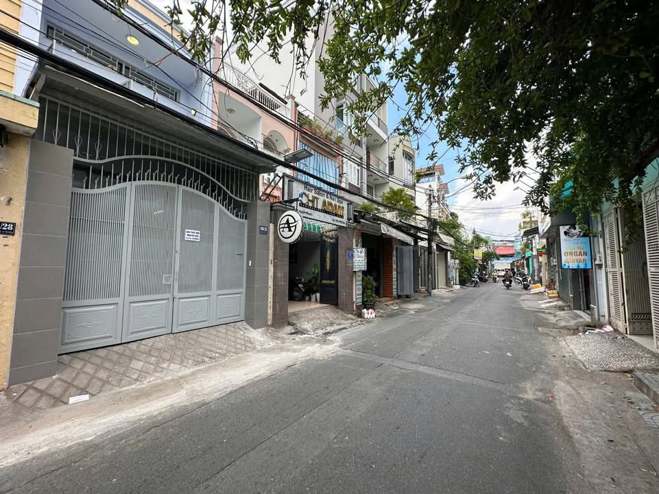 Nhà phố mặt tiền quận Tân Bình 72m² giá 13.5 tỷ - Đầu tư sinh lời ngay!