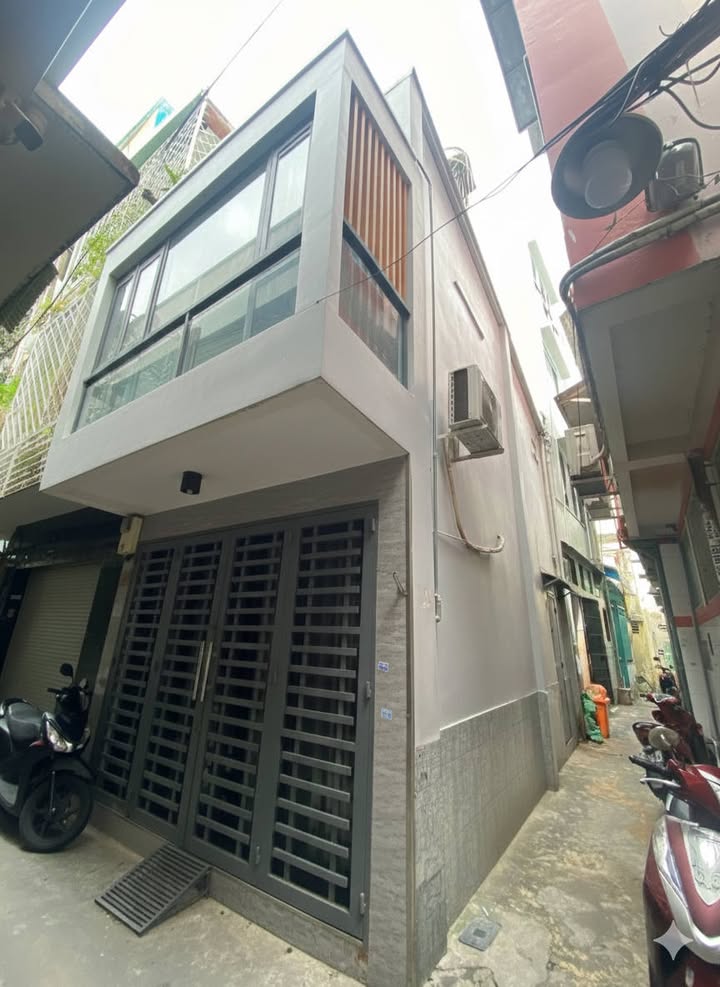 Nhà mới Võ Văn Tần Quận 3, 28m² giá 6.5 tỷ - Cách mặt tiền chỉ 25m!