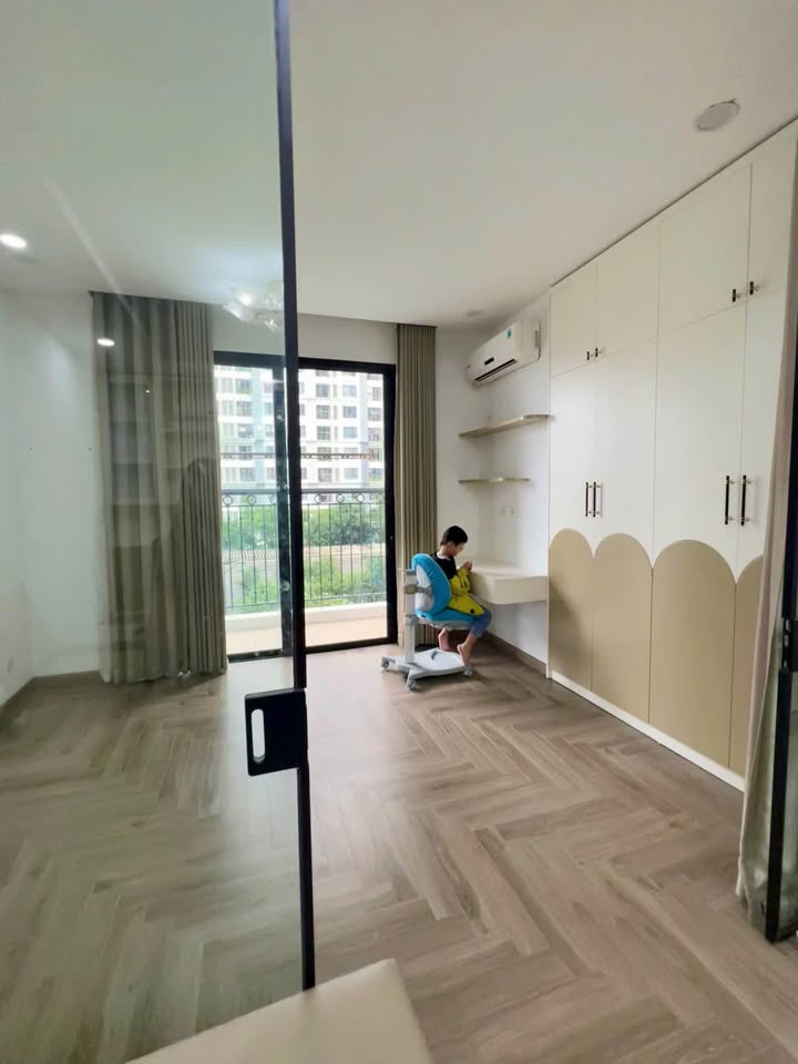 Căn hộ T18 Lĩnh Nam 83m² giá 14 triệu - Nhà mới đầy đủ nội thất!