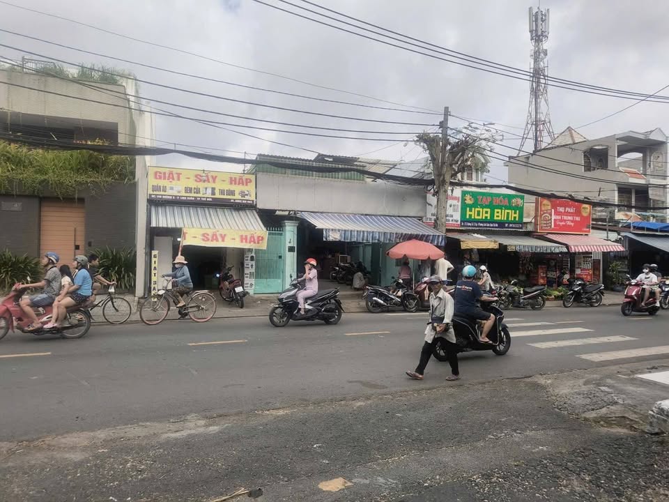 Dãy trọ Linh Xuân, Thủ Đức 173m² giá 8 tỷ - Đầu tư sinh lời ngay!