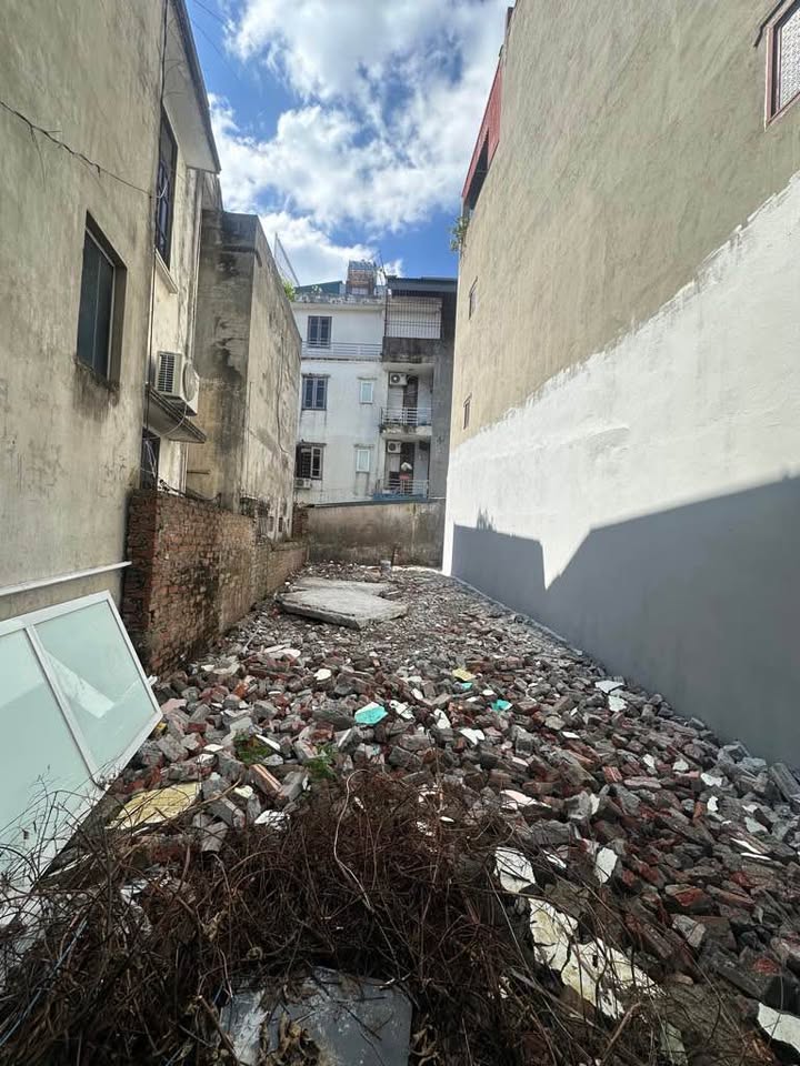 Đất 66m² tại Việt Hưng - Gần ô tô, giá chỉ 7 tỷ - Cơ hội đầu tư hiếm có!