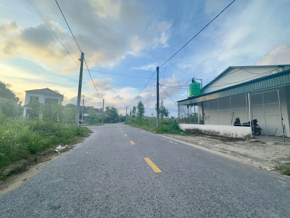 Bán lô đất biệt thự phường Nguyễn Du 300m² - Vị trí đắc địa gần trung tâm!