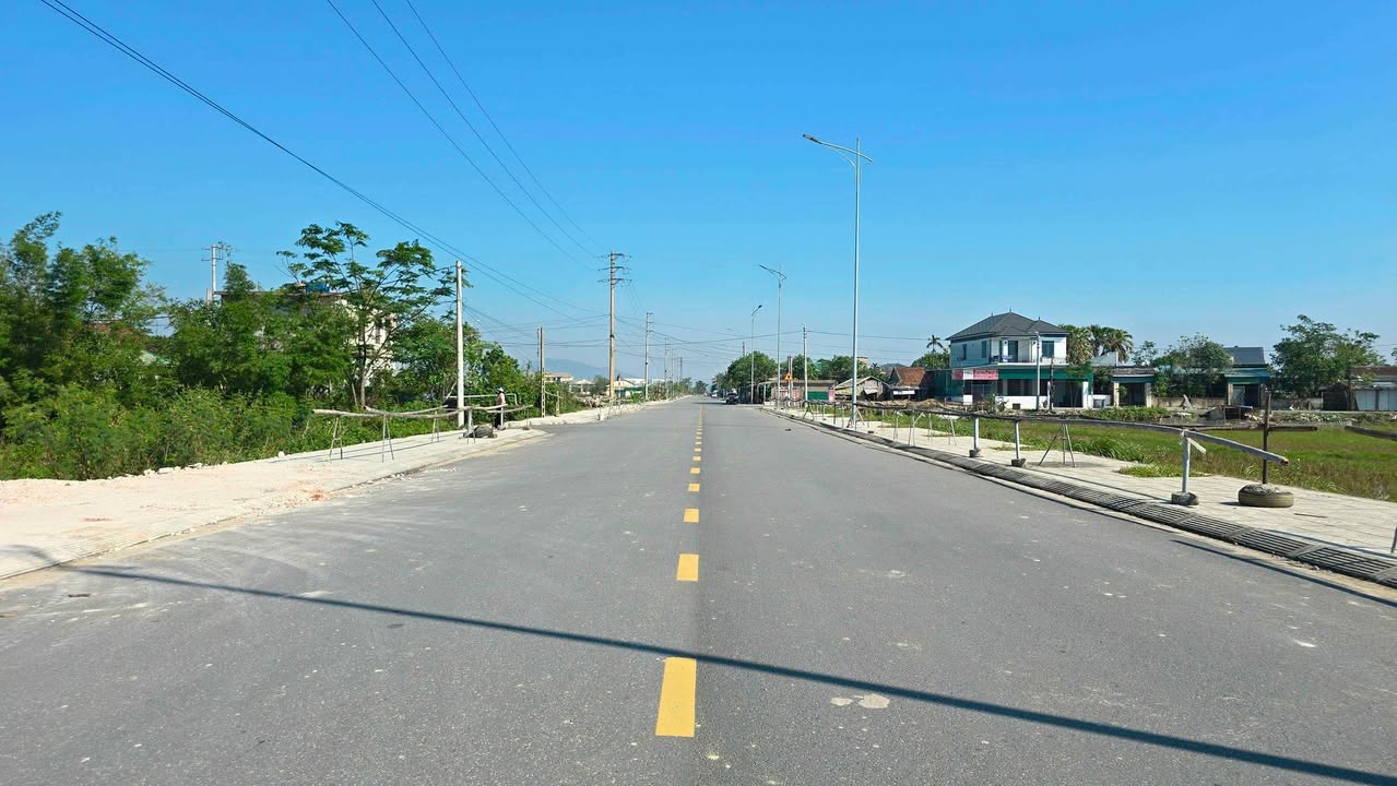 Đất góc Kinh Nam - Thạch Hưng 174m² giá 4 tỷ - Cơ hội đầu tư tuyệt vời!