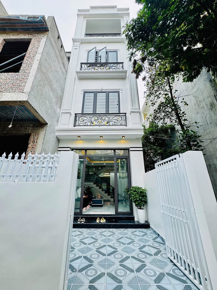 Nhà độc lập 65m² đường Thiên Lôi, giá 4.65 tỷ - Full nội thất chỉ việc vào ở!