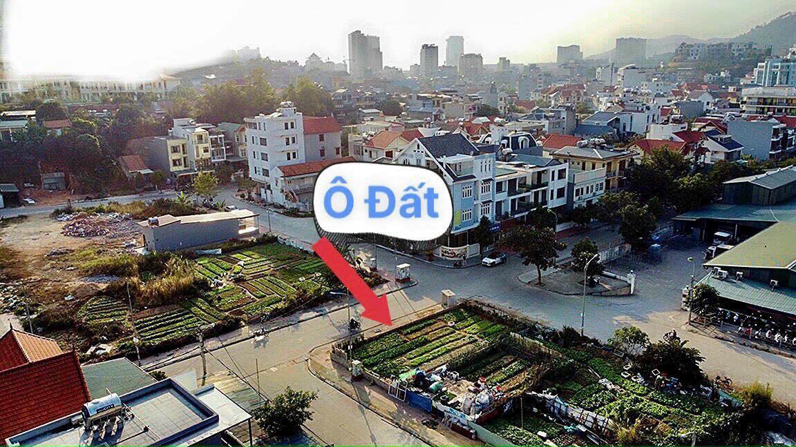 Shophouse Ao Sen Cái Dăm Hạ Long 189m² giá 13 tỷ - Cặp góc 3 mặt tiền đẹp nhất!