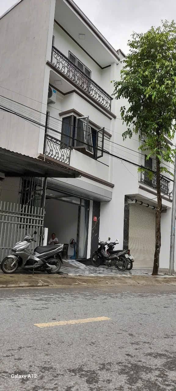Nhà 3 tầng mặt đường Trần Phú, TP. Yên Bái 75m² giá 2 tỷ - Chính chủ bán gấp!