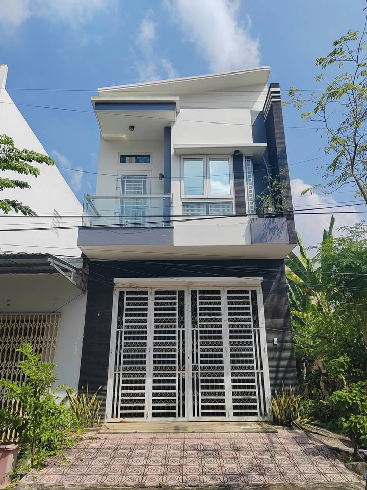 Nhà trệt lầu đường số 7 KDC VHTD, Cần Thơ 177,5m² giá 5.2 tỷ - Sổ hồng chính chủ!