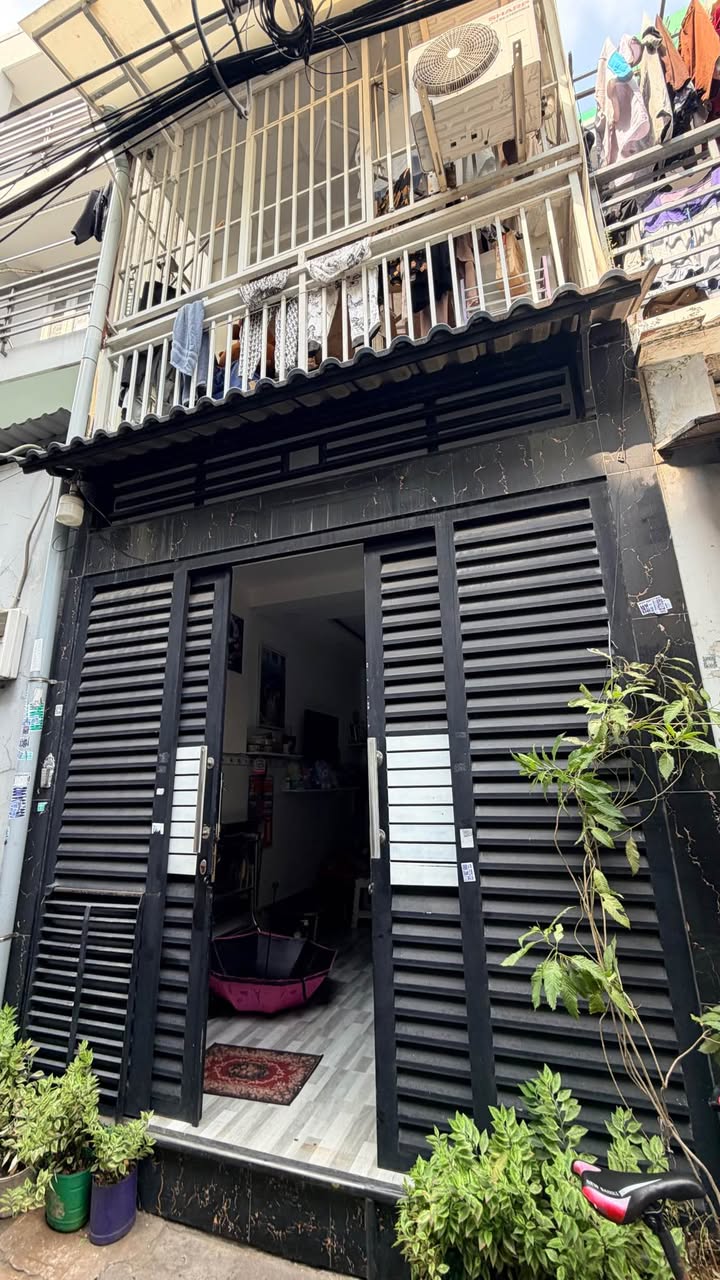 Căn hộ 27m² đường Nguyễn Sơn, Tân Phú chỉ 4 tỷ - Thương lượng ngay!