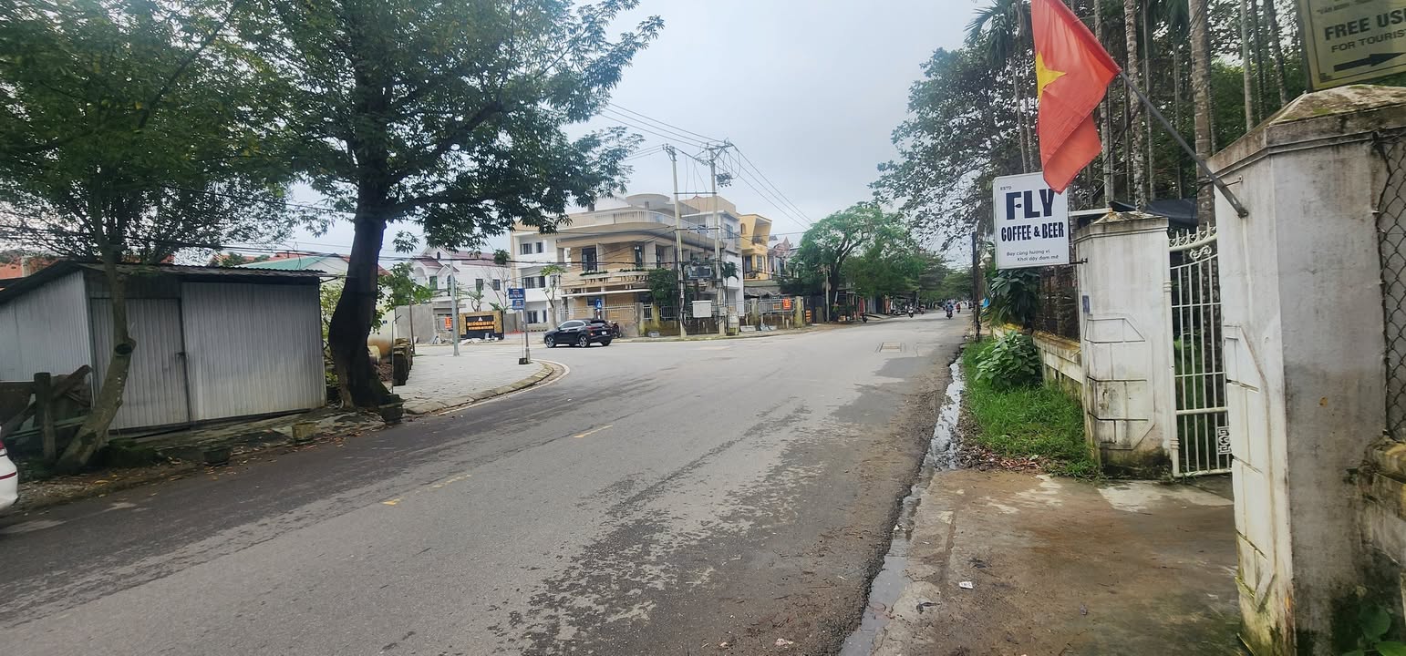 Nhà mặt tiền Huyền Trân Công Chúa, 225m² giá 7 tỷ - Tiềm năng sinh lời cao!