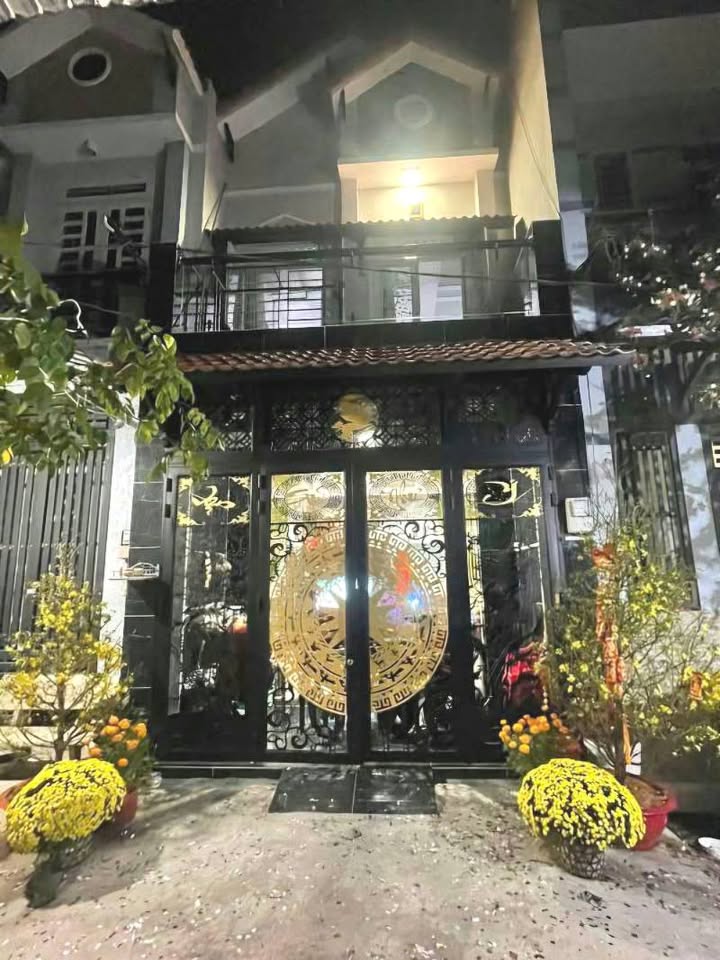 Nhà cho thuê 56m² đường Tây Lân, Bình Trị Đông A giá 10 triệu - Full nội thất, chỉ việc vào ở!