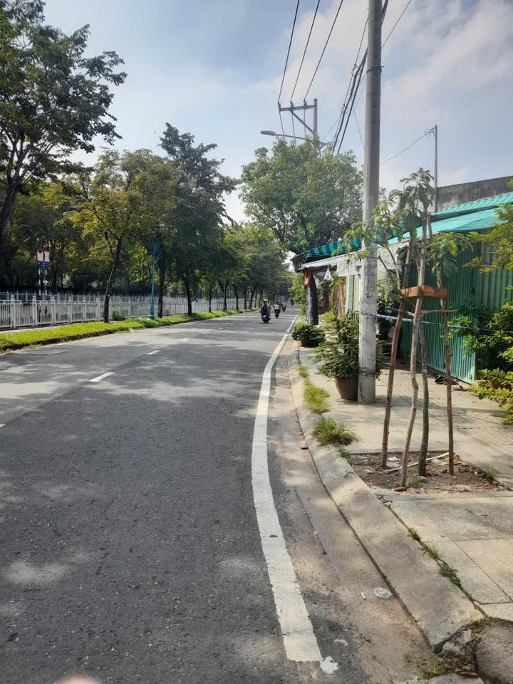 Đất mặt tiền Kênh Tân Hóa, Phú Thạnh 3316m² giá 280 tỷ - Cơ hội đầu tư hiếm có!