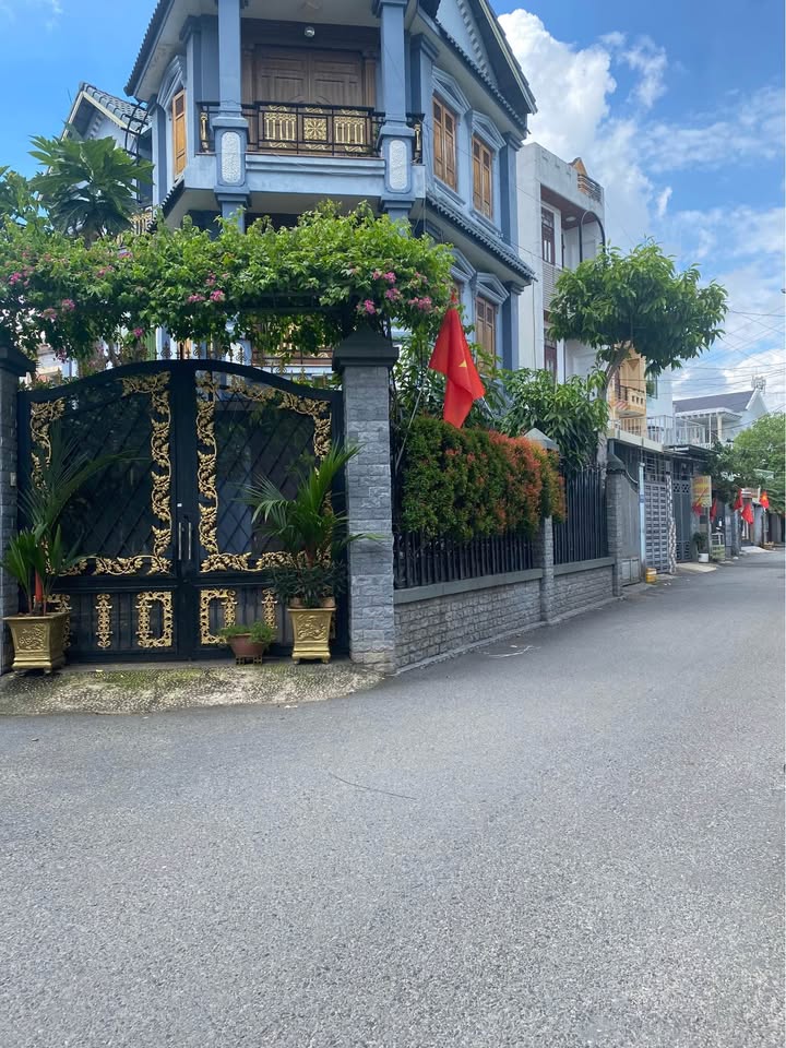 Nhà phố mặt tiền Huỳnh Thị Hai, Quận 12 - Diện tích 120m², giá 10 tỷ - Đầu tư sinh lời ngay!