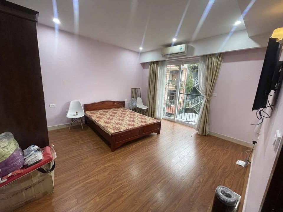 Nhà phố Cầu Diễn 38m² giá 7 tỷ - Nhà đẹp 5 tầng, ô tô đỗ gần nhà!