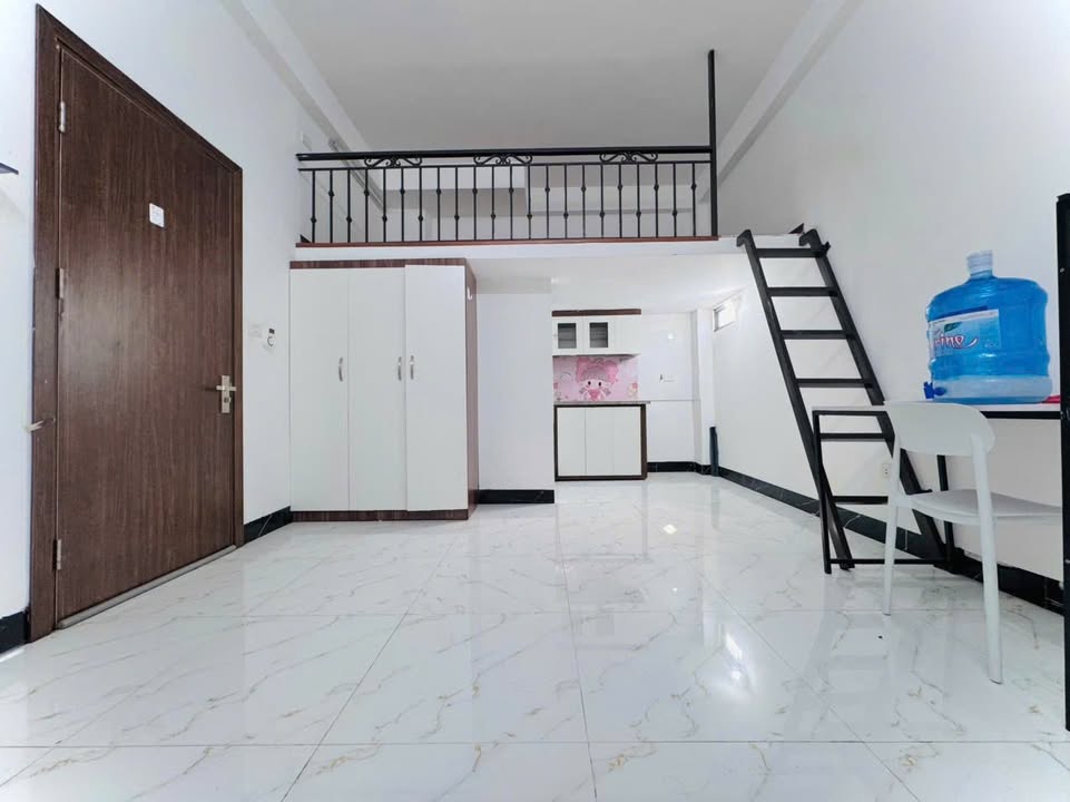 Phòng cho thuê tại Triều Khúc, 30m² giá 3.6 triệu - Không gian rộng rãi thoải mái!