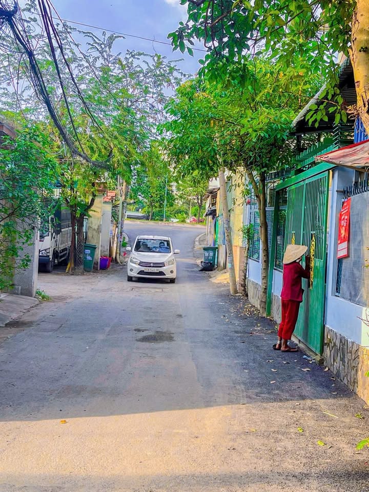 Đất nền Thủ Đức 71.5m² giá 6.7 tỷ - Hẻm ô tô, gần Gigamall!