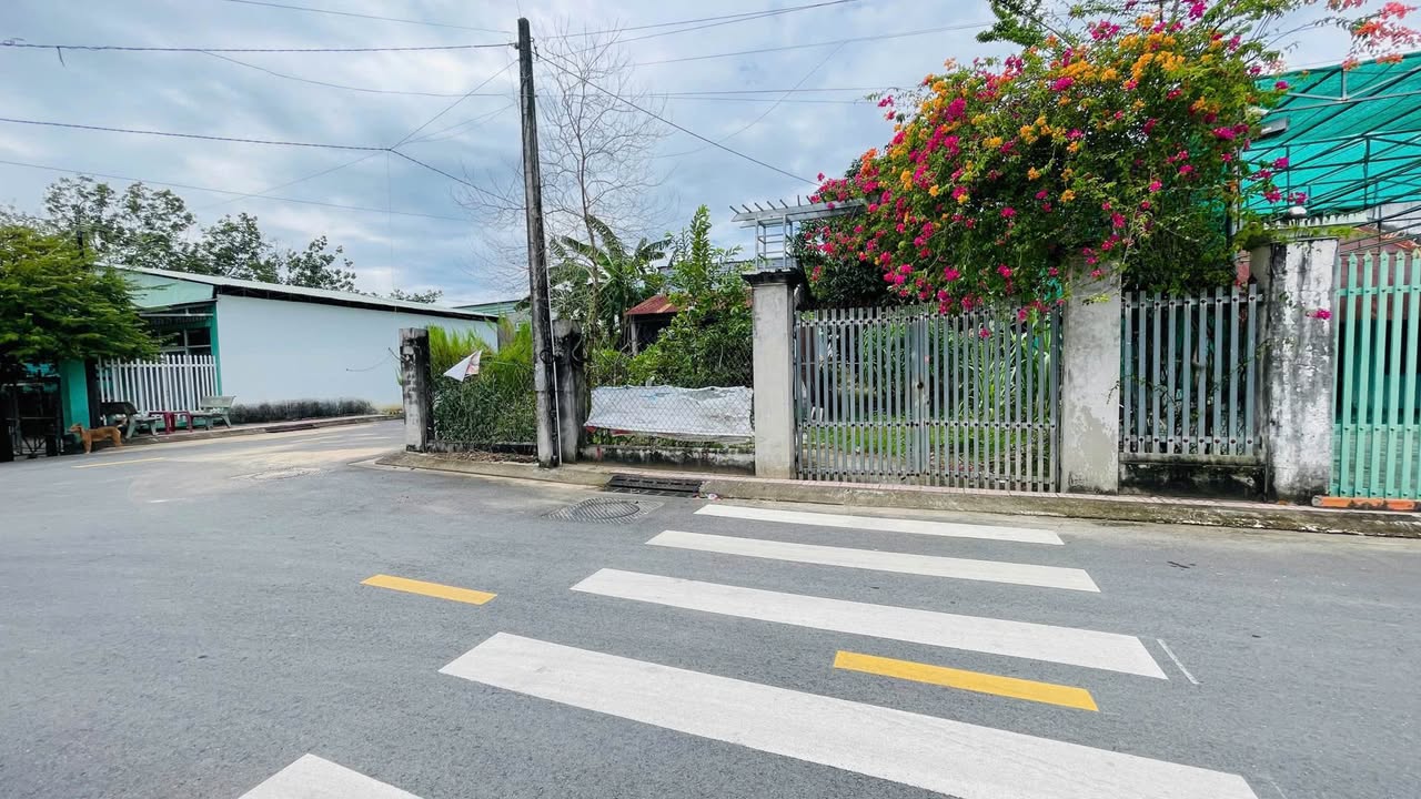 Nhà riêng tại 31 Huỳnh Tấn Phát, Ninh Thạnh, Tây Ninh, 270m² giá 6.75 tỷ - Chính chủ bán gấp!