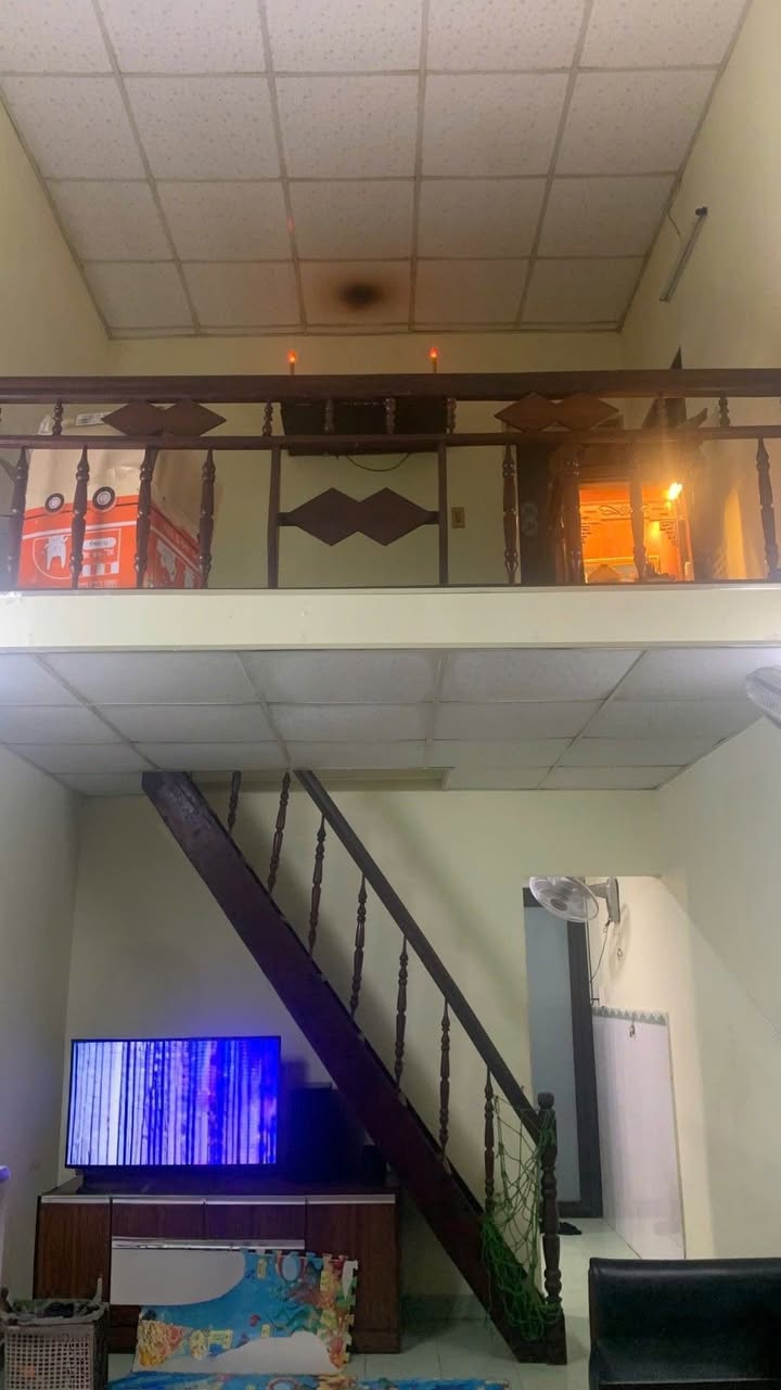 Nhà gác lửng Kiệt 296 Núi Thành 32m² giá 2.9 tỷ - Cần bán gấp!