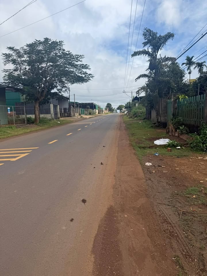 Đất mặt tiền Tỉnh Lộ 8 - Krông Búk 663m² giá 5.5 tỷ - Kinh doanh sầm uất ngay trung tâm!