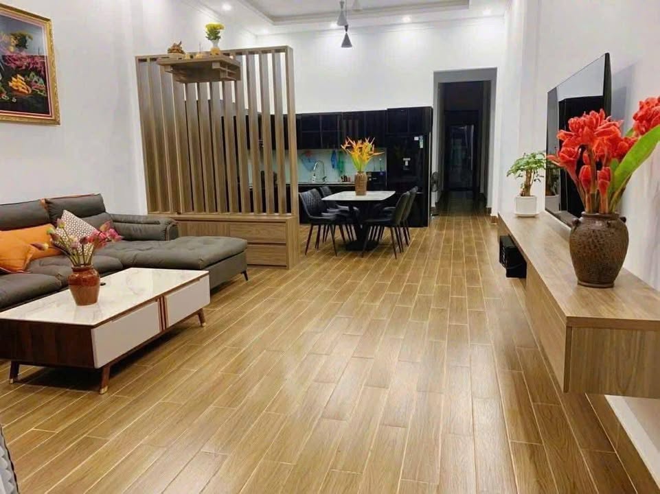 Nhà riêng Phường An Lạc, Đắk Lắk 40m² giá 2.4 tỷ - Nội thất sang trọng, chính chủ bán!