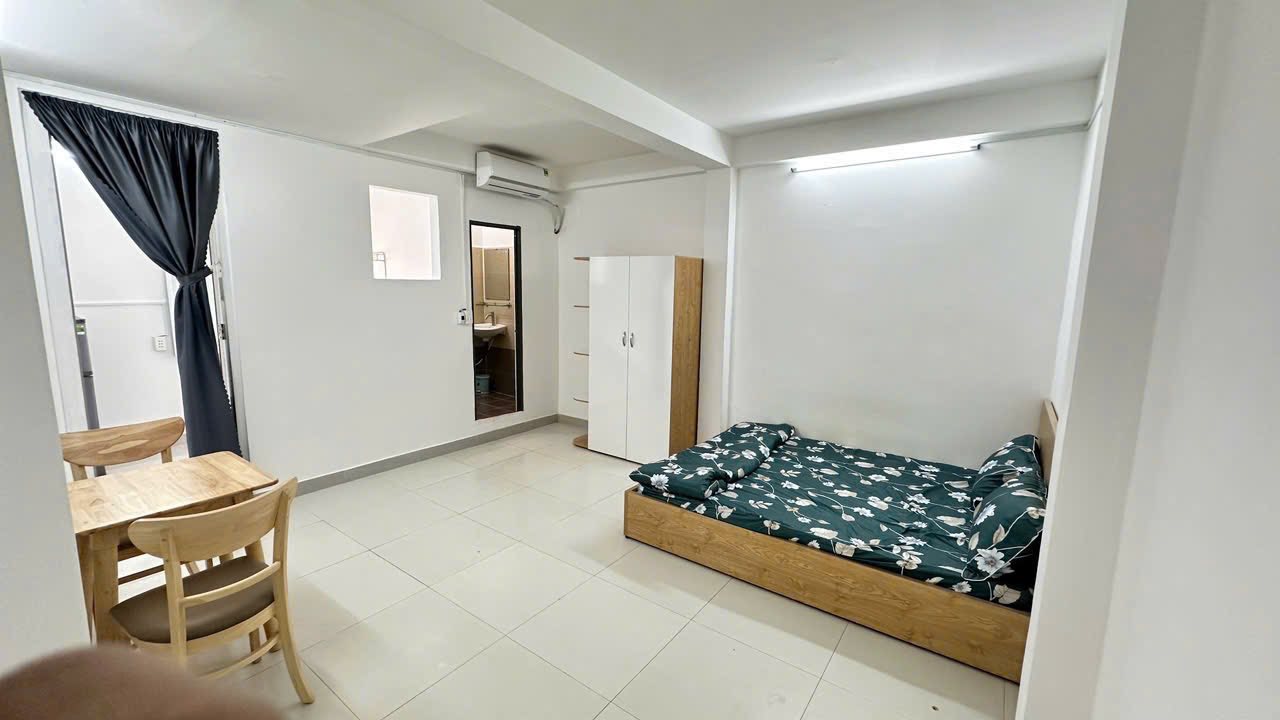 Căn hộ cho thuê Lý Thường Kiệt 30m² - Full nội thất, tách bếp, cửa sổ thoáng mát!