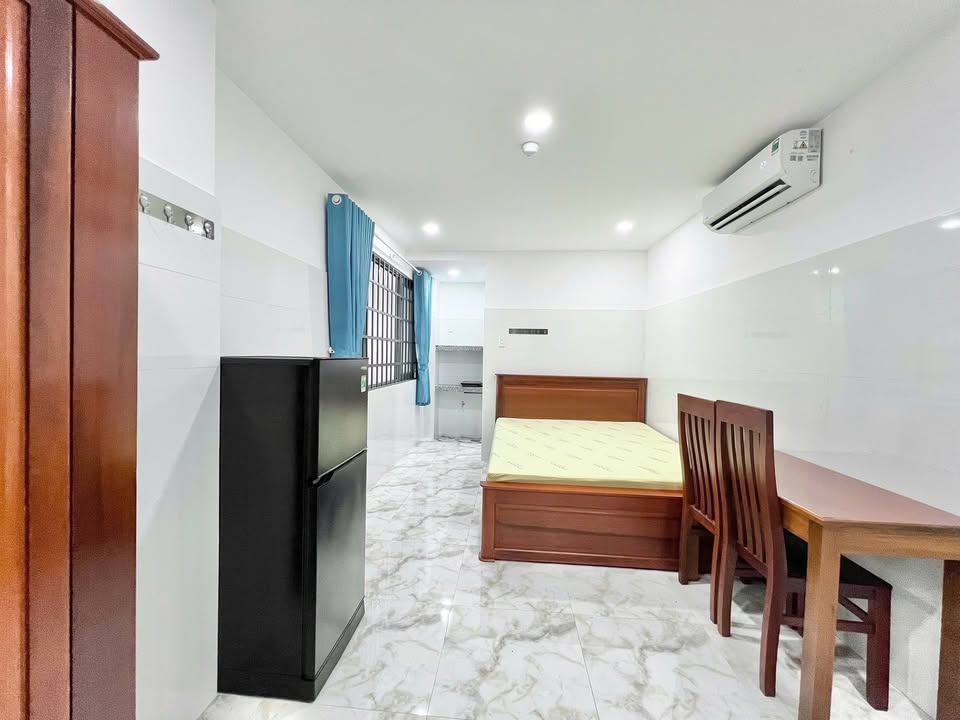 Căn hộ cho thuê quận 8, 60m² - Nội thất đầy đủ, thoáng mát!