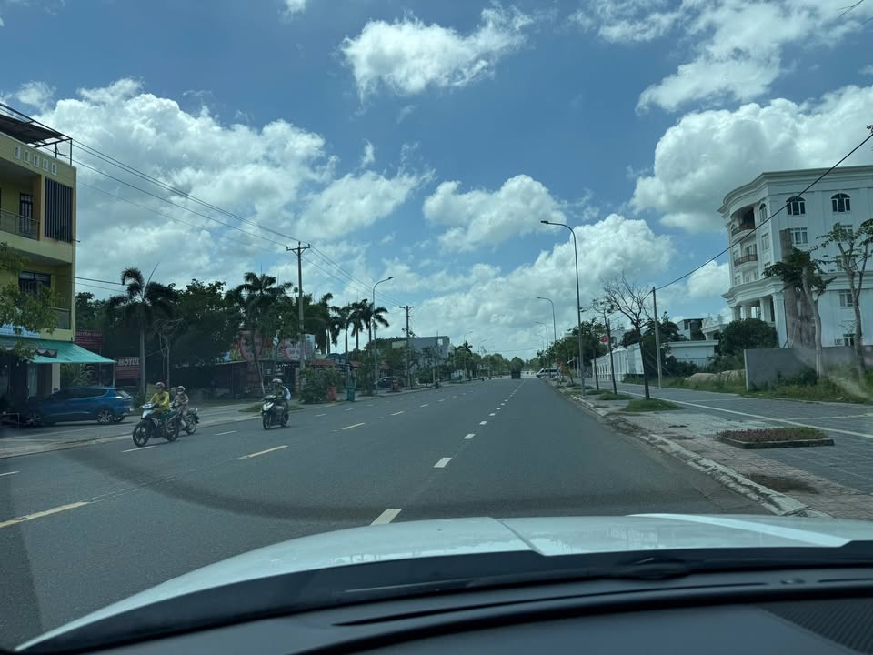 Đất mặt tiền kinh doanh Võ Văn Kiệt, 218m², giá 6.1 tỷ - Cơ hội đầu tư hấp dẫn!