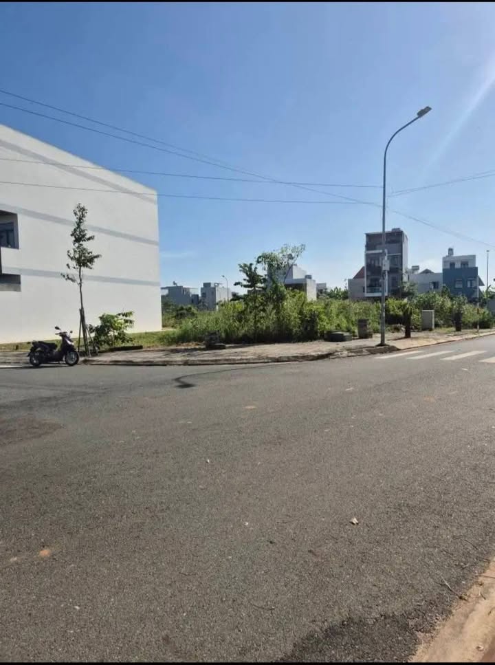 Đất 2 mặt tiền Hoàng Xuân Nhị, P.Long Tâm, 155m² chỉ 3.9 tỷ - Cơ hội đầu tư tuyệt vời!