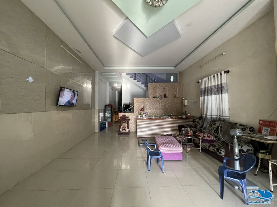 Khách sạn 3 tầng tại Rạch Giá 164m² giá 6.7 tỷ - Đầu tư sinh lời ngay!