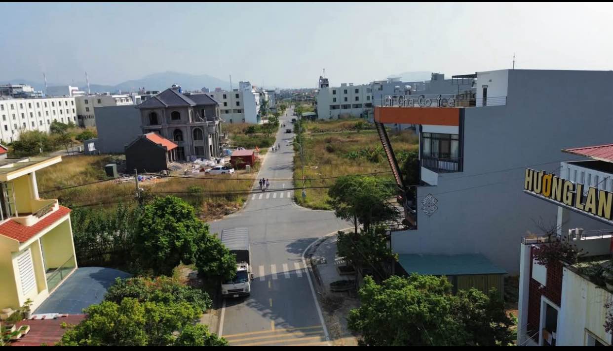 Đất nền khu đô thị Tân Thành Uông Bí 100m² giá 2 tỷ - Hướng Nam mát mẻ, không lỗi phong thủy!