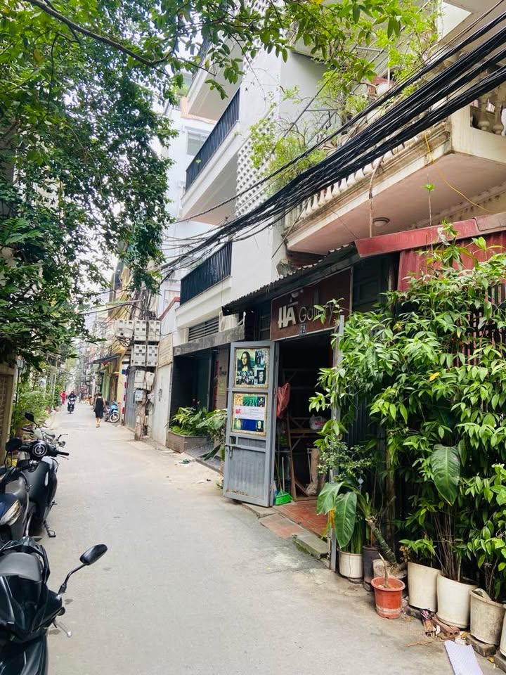 Nhà riêng 4 tầng tại Xuân Diệu, Tây Hồ 50m² giá 19.2 tỷ - Ô tô vào tận nhà!