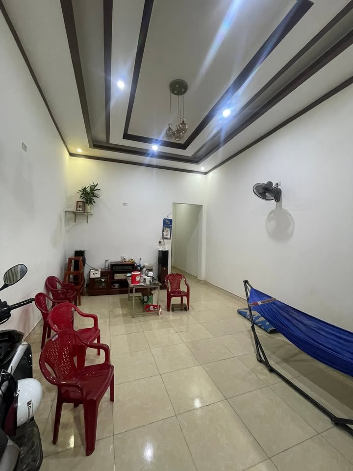 Nhà hẻm Lương Đình Của, Pleiku 120m² giá 1.8 tỷ - Sẵn sàng vào ở!